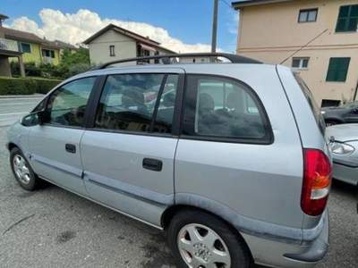 Opel Zafira  usata Riccò del Golfo di Spezia