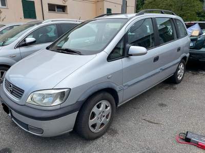 Opel Zafira  usata Riccò del Golfo di Spezia