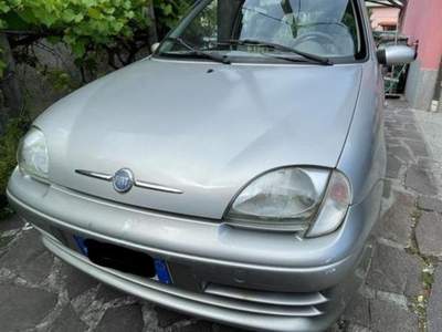 Fiat 600  usata Riccò del Golfo di Spezia