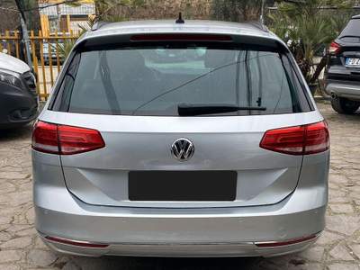 Volkswagen Passat TDI DSG Business usata Bologna