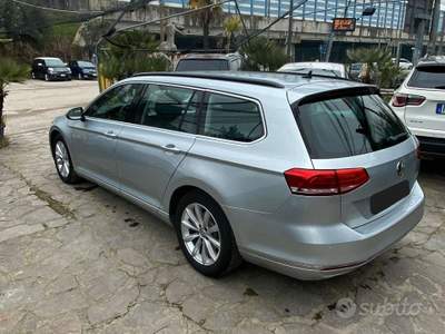 Volkswagen Passat TDI DSG Business usata Bologna