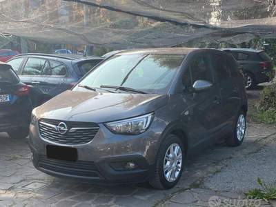 Opel Crossland NEOPATENTATI usata Bologna