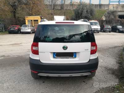 Skoda Yeti Active usata Bologna