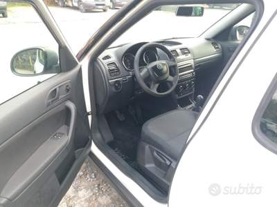 Skoda Yeti Active usata Bologna