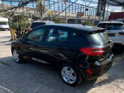 Ford Fiesta NEOPATENTATI usata Bologna