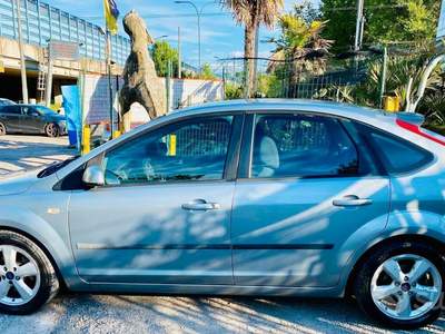 Ford Focus TDCi (100CV) cat 5p. Zetec usata Bologna