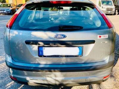 Ford Focus TDCi (100CV) cat 5p. Zetec usata Bologna