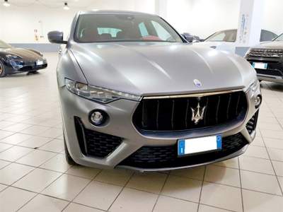Maserati Levante Gransport Special edition Vulcano one of 150 Grigio usata Palermo