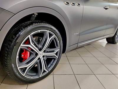 Maserati Levante Gransport Special edition Vulcano one of 150 Grigio usata Palermo