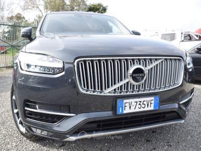 Volvo XC90  D5 AWD Geartr. 7 posti Inscription Grigio usata Montalto di Castro