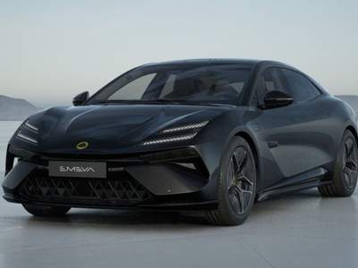 Lotus Emeya Emeya Nero usata Roma