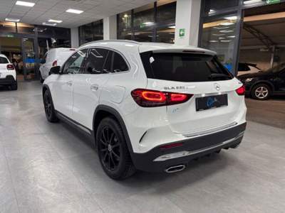 Mercedes-Benz GLA GLA 220d AMG LINE TETTO 4matic auto Bianco usata Carlentini