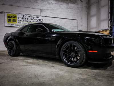 Dodge Challenger Hemi Widebody 492cv Tetto Apribile Nero usata Motta di Livenza