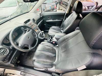 Kia Carens Kia Carens 2.0 crdi 16v vgt EX Class 7 POSTI usata Olbia