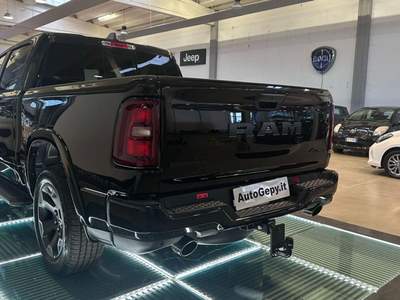 RAM 1500 3.0L 420cv BIGHORN-GPL-GANCIO-COPRICASSONE Nero usata Reggio nell'Emilia
