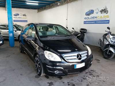 Mercedes-Benz Classe B MERCEDES CLASSE B 200 CDI 2009 O.T.T.I.M.E.C.O.N.D usata Napoli