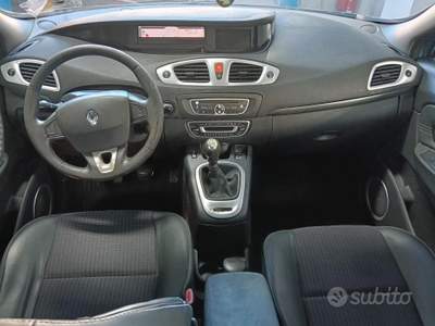 Renault Scénic SCENIC XMODE 1.9 DCI 2010 X.C.O.M.M.E.R.C. usata Napoli