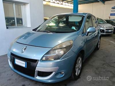 Renault Scénic SCENIC XMODE 1.9 DCI 2010 X.C.O.M.M.E.R.C. usata Napoli
