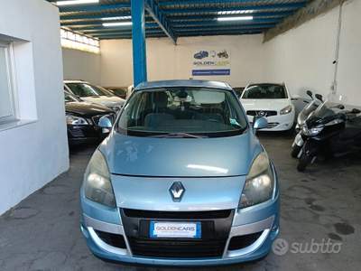 Renault Scénic SCENIC XMODE 1.9 DCI 2010 X.C.O.M.M.E.R.C. usata Napoli