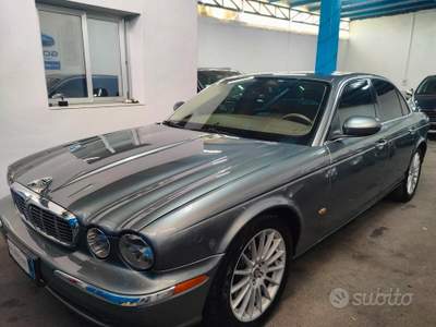 Jaguar XJ XJ6 2.7 BITURBODIESEL S.O.T.T.O.C.O.S.T.O usata Napoli