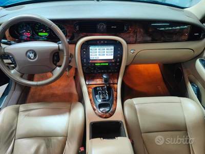 Jaguar XJ XJ6 2.7 BITURBODIESEL S.O.T.T.O.C.O.S.T.O usata Napoli