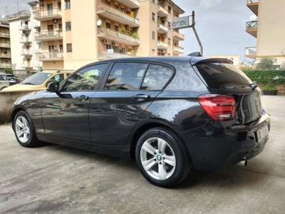 BMW Serie 1 120d d 5p. Sport *TETTO APRIBILE* Nero usata Cassino