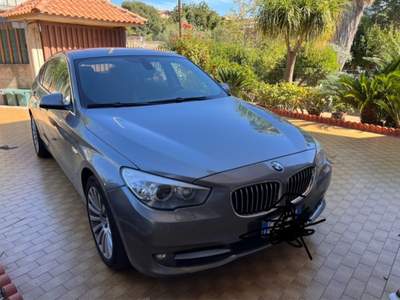 BMW Serie 5 Gran Turismo 530d Bmw 530 Gt  Argento usata Mascalucia