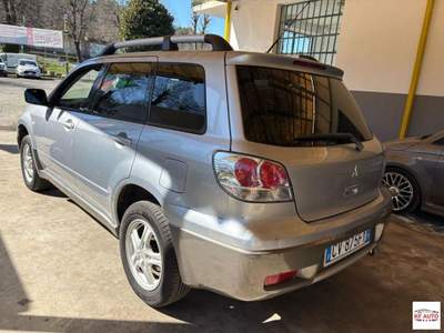 Mitsubishi Outlander  2.0 4WD GPL Bi-fuel Intense Argento usata Borgo Ticino