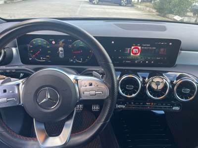 Mercedes-Benz Classe A premium auto AMG line night  Nero usata Rende