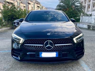 Mercedes-Benz Classe A premium auto AMG line night  Nero usata Rende