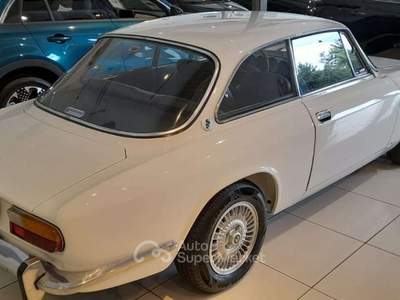 Alfa Romeo Giulia 132cv Bianco usata Brescia