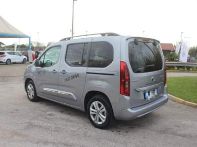 Toyota Proace Electric 50kWh L1 Short D Executive Argento usata Roma