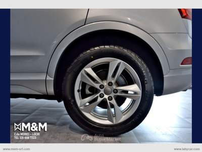 Audi Q3 Q3 2.0 TDI 150CV quattro S tr ed. Design                                                         Argento usata Locri