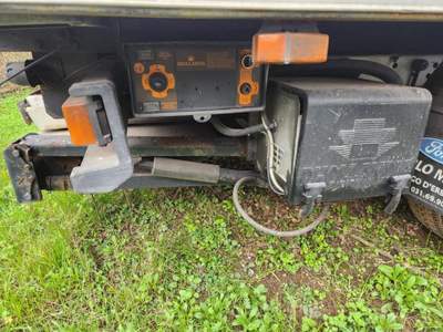 Ford Transit/Tourneo/Bus sponda idraulica Bianco usata Carugo