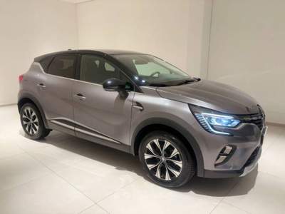 Renault Captur 1.0 tce Techno 90cv Grigio usata Caltagirone Renault Captur 1.0 tce Techno 90cv Grigio usata Caltagirone