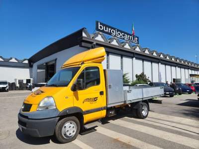 Renault Trucks Mascott CASSONE FISSO CON CASSA ATTREZZI Giallo usata Carugo