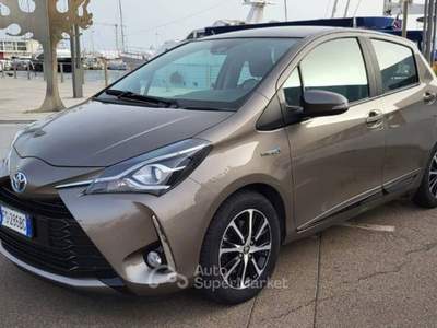 Toyota Yaris 1.5h Trend Grey Edition my18 usata Cagliari