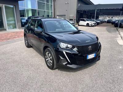 Peugeot 2008 PureTech 100 S&S Active Nero usata Pieve di Soligo