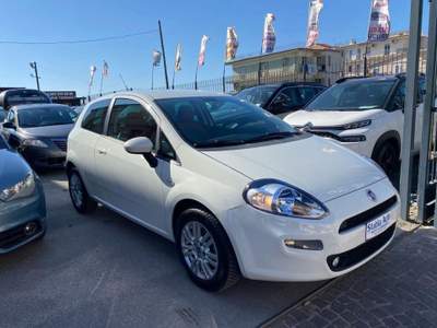 Fiat Punto 1.3 MJT II 75 CV 3 porte Easy Bianco usata Castellammare di Stabia