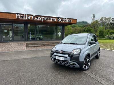 Fiat Panda 1.0 hybrid City Cross Euro 6d-TEMP Blu/Azzurro usata FELTRE