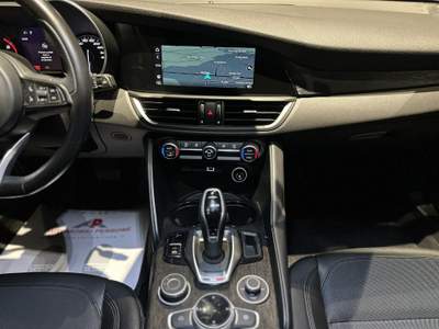 Alfa Romeo Giulia 2.2 TD 190cv AT8 SUPER (Pelle/LED/APP/Navi) Grigio usata Castellaneta
