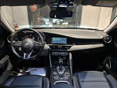 Alfa Romeo Giulia 2.2 TD 190cv AT8 SUPER (Pelle/LED/APP/Navi) Grigio usata Castellaneta