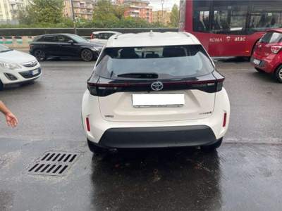 Toyota Yaris Yaris Cross 1.5h Trend fwd 116cv e-cvt Bianco usata Roma