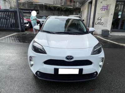 Toyota Yaris Yaris Cross 1.5h Trend fwd 116cv e-cvt Bianco usata Roma