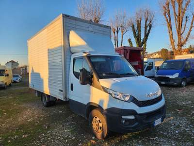 Iveco Daily 35C17 automatico 3000cc Bianco usata Carugo