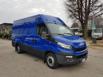 Iveco Daily usato Blu/Azzurro usata Carugo
