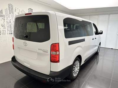 Toyota Proace PROACE VERSO 2.0 L2 LOUNGE Bianco usata Cuneo