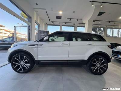 Land Rover Range Rover Evoque  2.0 TD4 5p. Pure Bianco usata Rimini