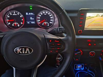 Kia Stonic Style * TRAPASSO COMPRESO Bianco usata Marcallo con Casone