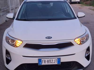 Kia Stonic Style * TRAPASSO COMPRESO Bianco usata Marcallo con Casone